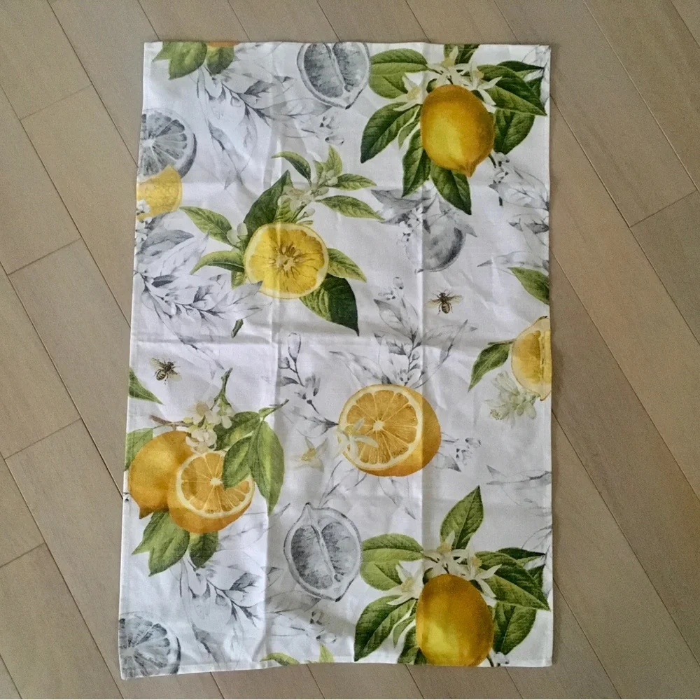 NWOT Williams Sonoma Meyer Lemon Kitchen Towel